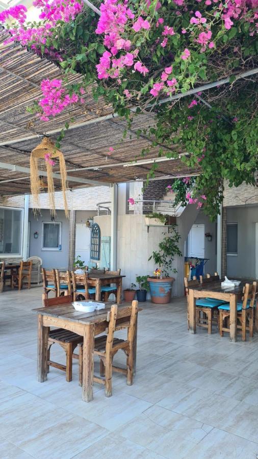 Begonvil Otel Çeşme Buitenkant foto